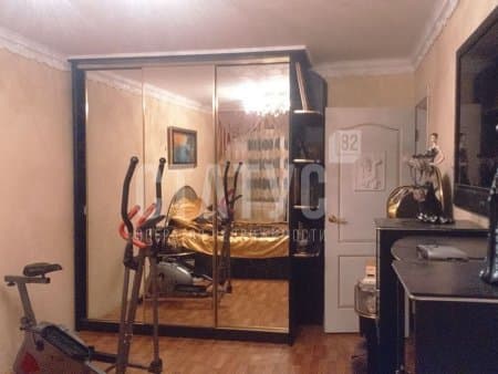Квартира в аренду по адресу Республика Крым, Ялта, улица Красных Партизан, 5