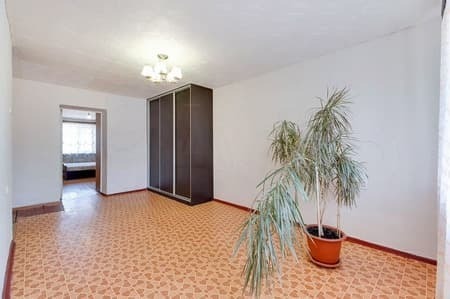 Продажа двухкомнатной квартиры, 44.6 м², этаж 4 из 5. Фото 2