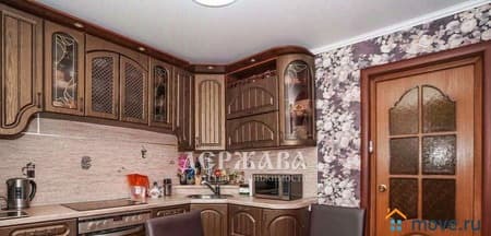 Купить трехкомнатную квартиру, 72.8 м², этаж 4 из 5. Фото 1