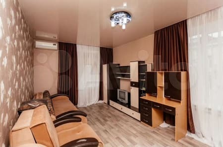 Продается двухкомнатная квартира, 53.8 м², этаж 4 из 4. Фото 1