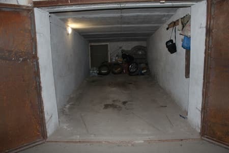 Продам гараж, 18 м². Фото 1