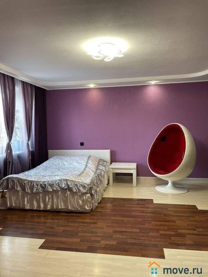 4-комн. квартира, 130 м²